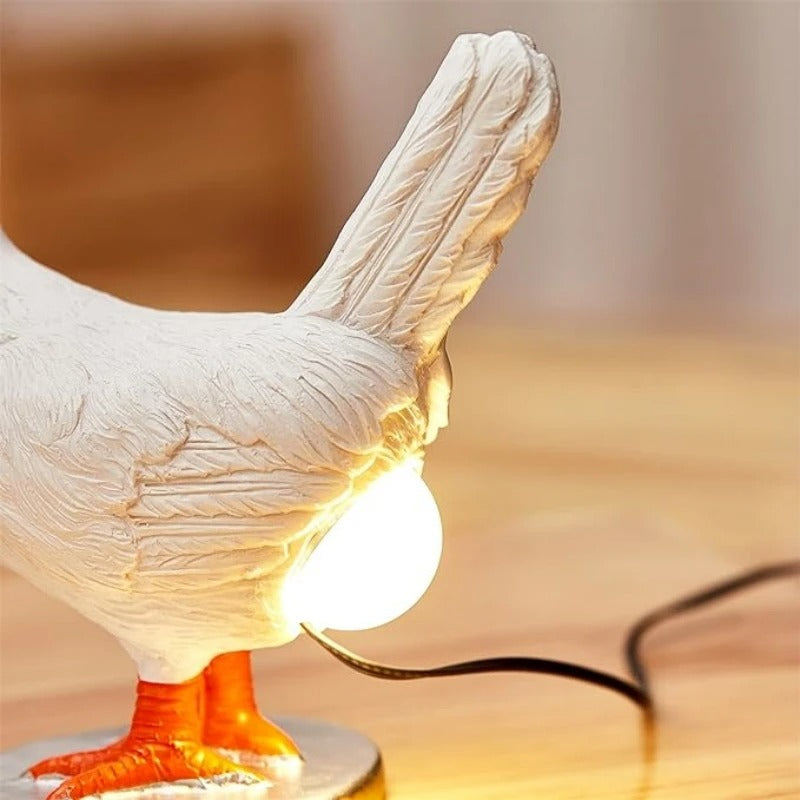 Liesel-Leuchte – The chicken that lays light