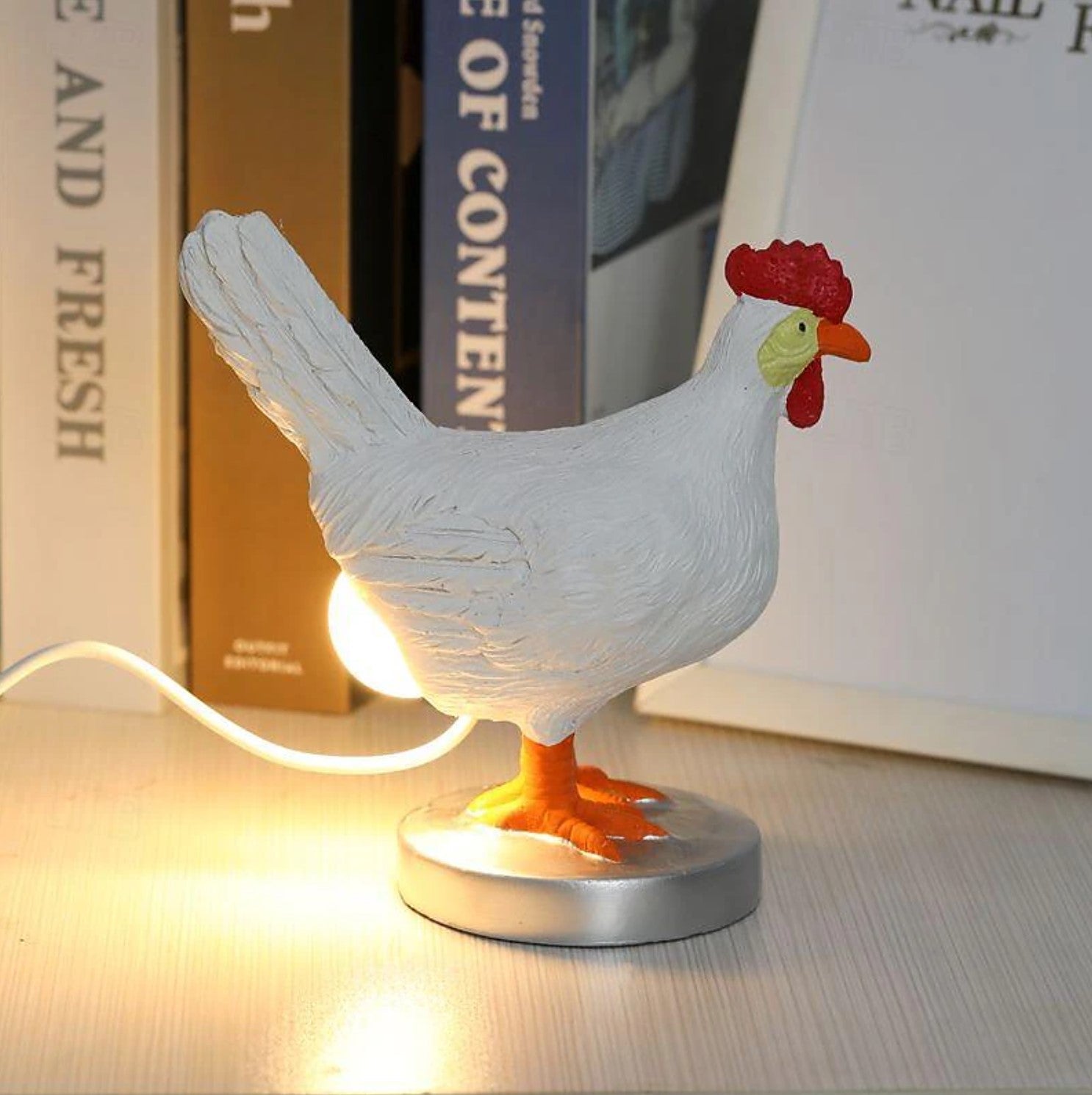 Liesel-Leuchte – The chicken that lays light